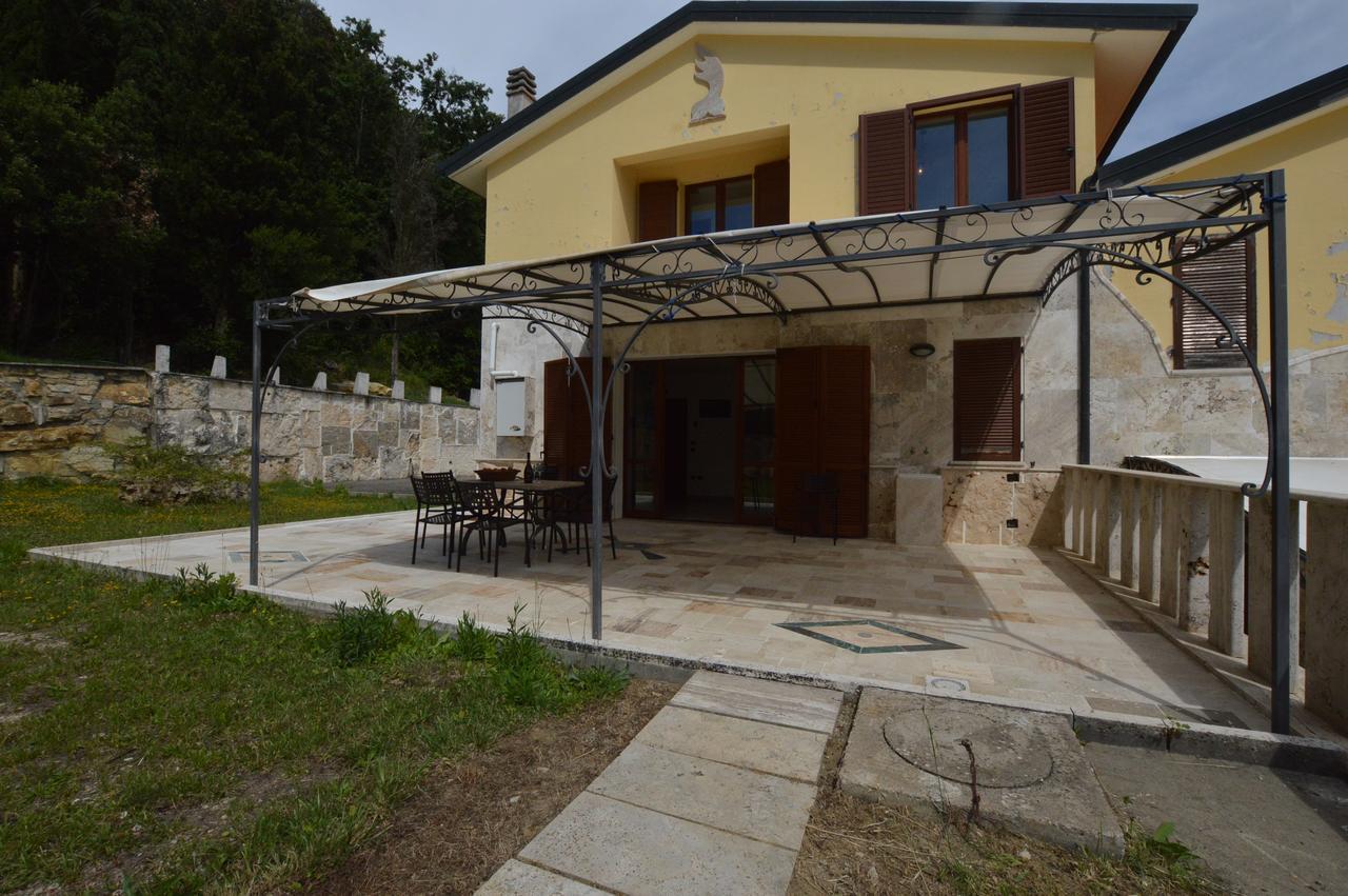 Villa Le Querciolaie Monteverdi Marittimo Extérieur photo